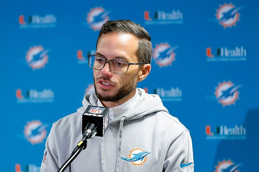 BN.The Miami Dolphins are no longer in a bad relationship with their head coach. Mike Mc Daniel for announcing the….read more…