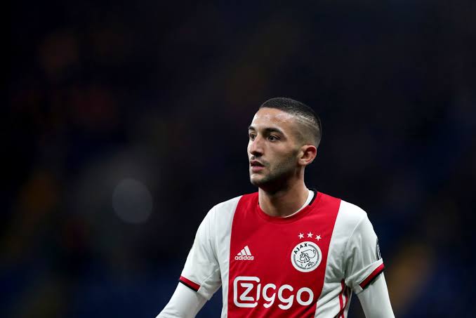 Deal Voltooid: Triomfantelijke Terugkeer naar Ajax Amsterdam, Ziyech Hakimi Verbindt Zich aan Overeenkomst…
