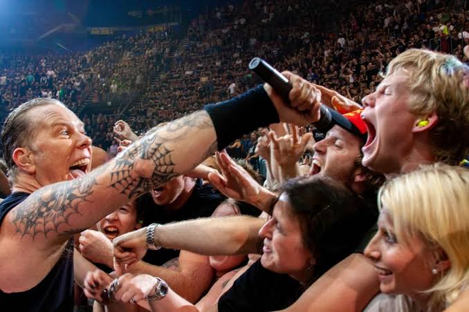 James Hetfield’s Heartfelt Message to Fans: How Their Support and Care Make the Journey Truly Rewarding…