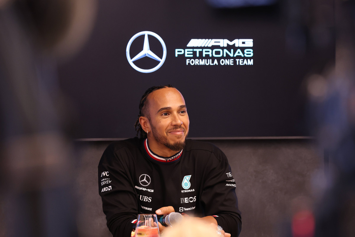 BREAKING:Mercedes Director Reveals Why Lewis …read more