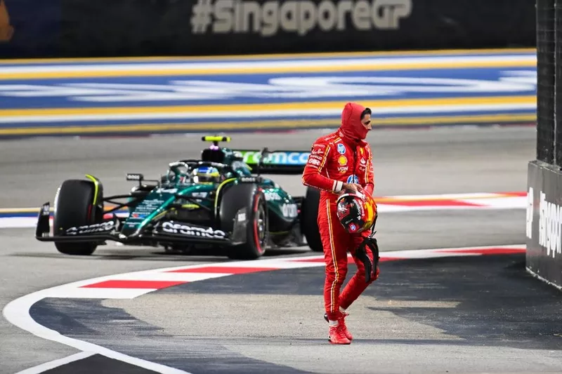 SAD NEWS: Carlos Sainz FINED €2… with half SUSPENDED confirmed after FIA investigation into Singapore Q3 crash…read more.