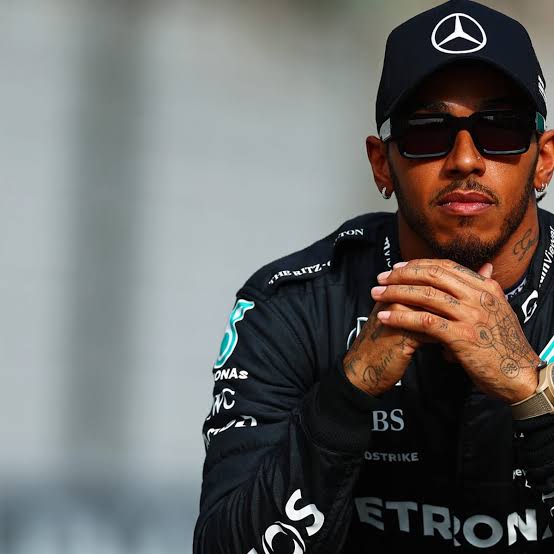 BREAKING NEWS: Lewis Hamilton Makes Bold … Following Mercedes Chief’s C…read more 