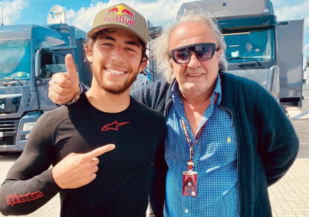 MotoGP, Carlo Pernat defiende a su piloto Bastianini: “Marc Márquez hizo muchas cosas así y nunca nadie le dijo nada……