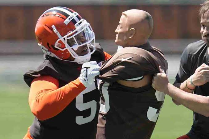 Breaking: Browns’ Mike Hall Jr. suspended five games without pay for violating NFL’s…read more.