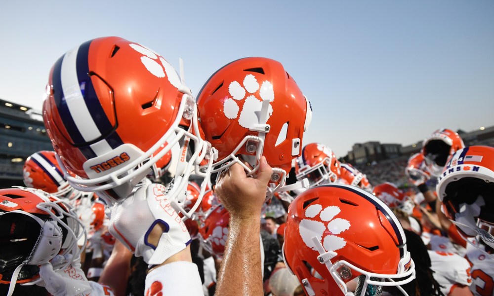 Major Setback: Two Clemson football stars decommit due to…