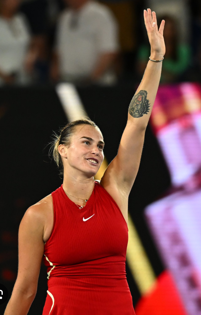“Tennis Chaos in China: Aryna Sabalenka Forced to Apologize After Furious Racket Incident Nearly Hits Ball Boy”
